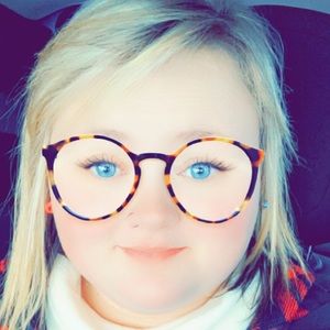 Meet your Posher, Ash